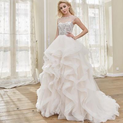 Gone with the wind Round collar beaded ruffled wedding dress