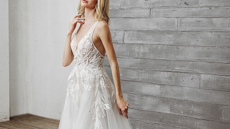 product-ROSA BRIDAL-Deep V backless bamboo lace beading appliques slip A line wedding dress-img
