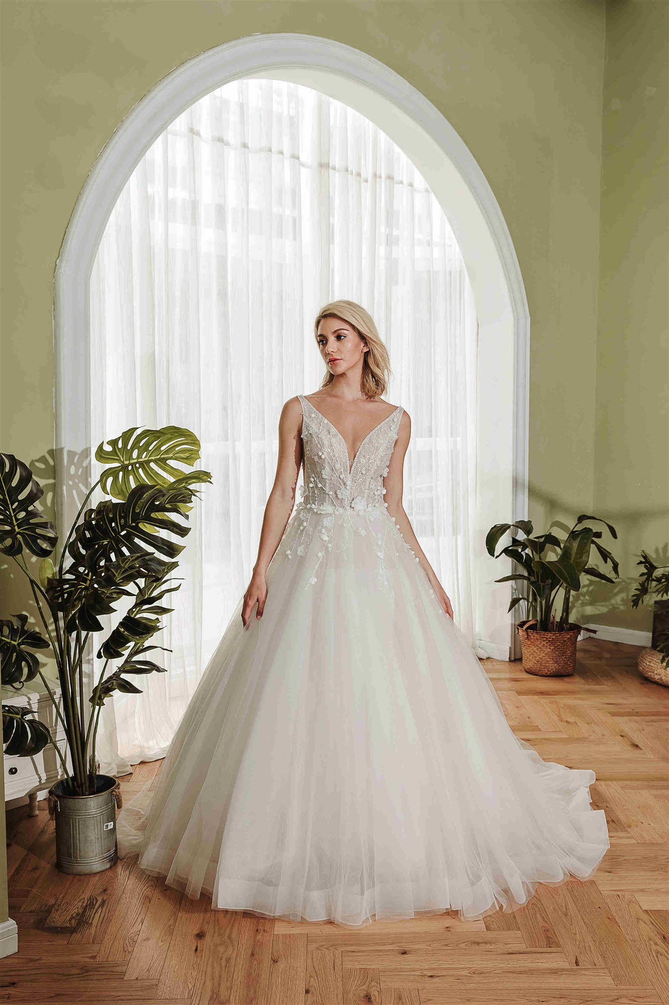 ROSA BRIDAL Array image280