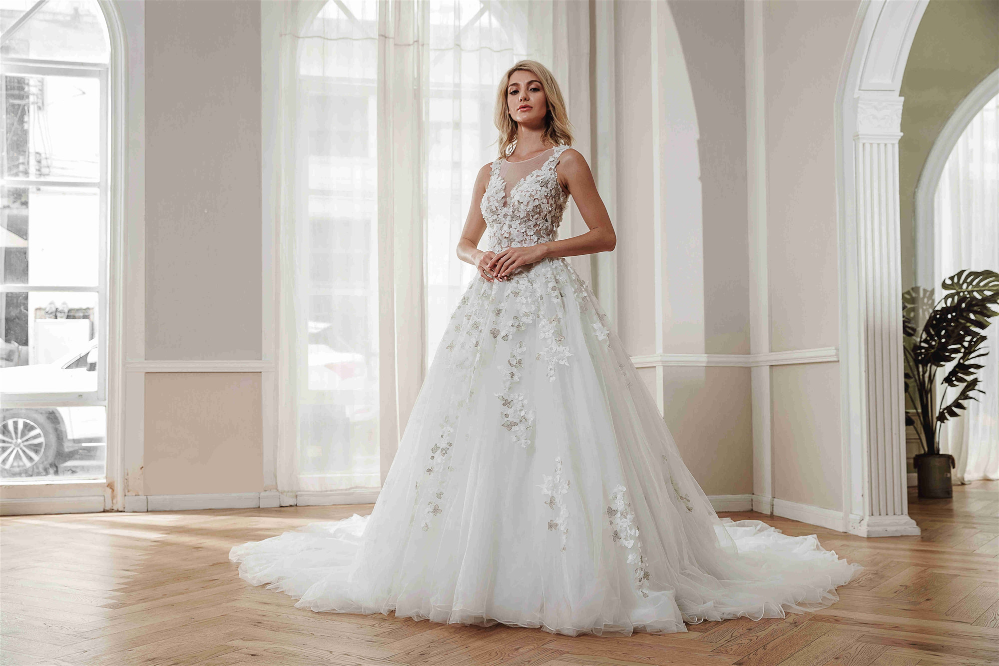 ROSA BRIDAL Array image316
